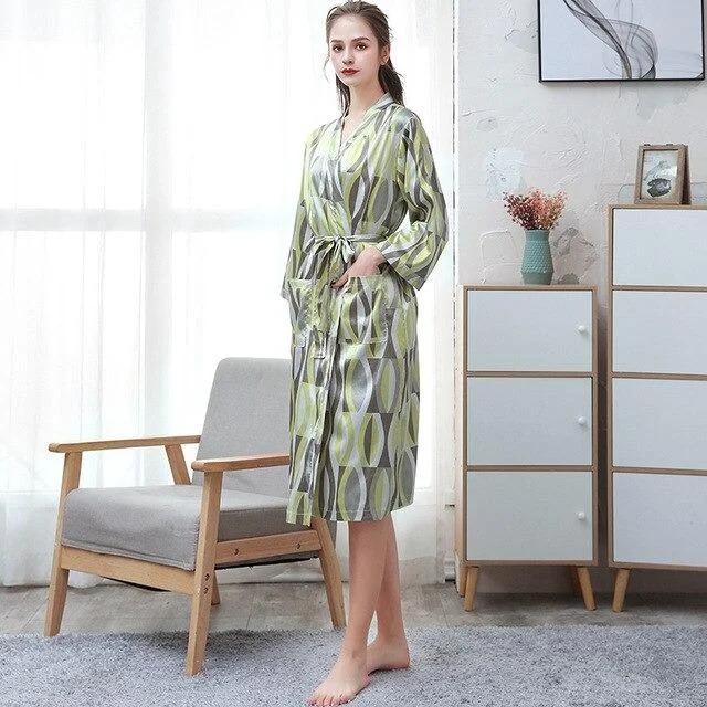 Womens silk robes luxurious feel elegant-Peignoir Femme<br> Vert