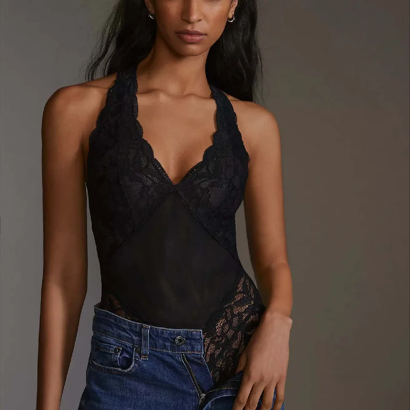 Where can I try on bustiers and corsets? -Fortuna Bodysuit