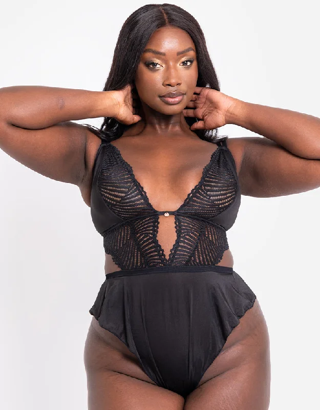 Sleep tops with no-tag labels-Scantilly After Hours Stretch Lace Teddy Black
