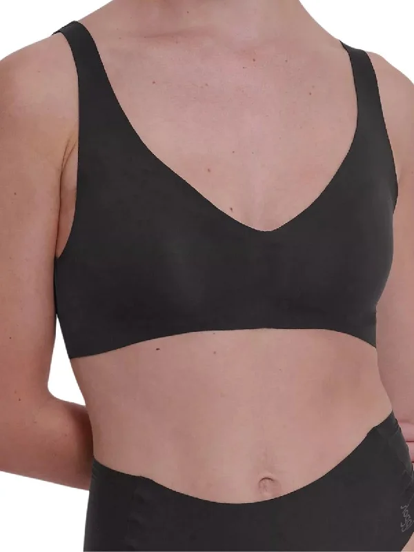 Non wired bras for active lifestyles -ZERO Feel 2.0 Soft Bra - Black