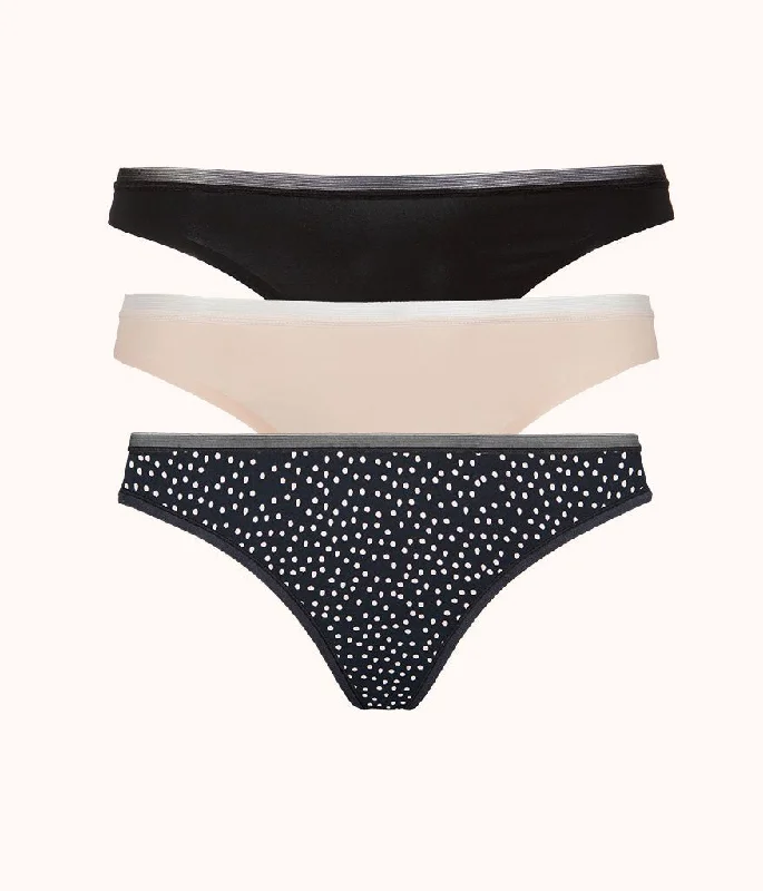 Deep V bras for the perfect outfit -The No Show Thong Bundle - Print: Toasted Almond/Jet Black/Painted Polka Deep V bras for the perfect outfit -The No Show Thong Bundle - Print: Toasted Almond/Jet Black/Painted Polka