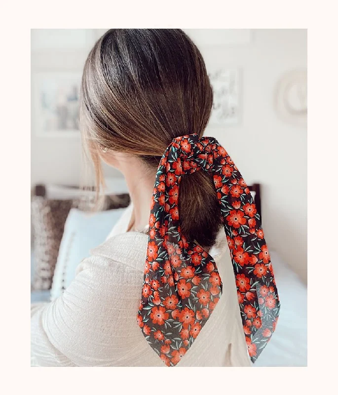 Deep V bras for large breasts -The Poppy Floral Scarf Scrunchie: Poppy Floral