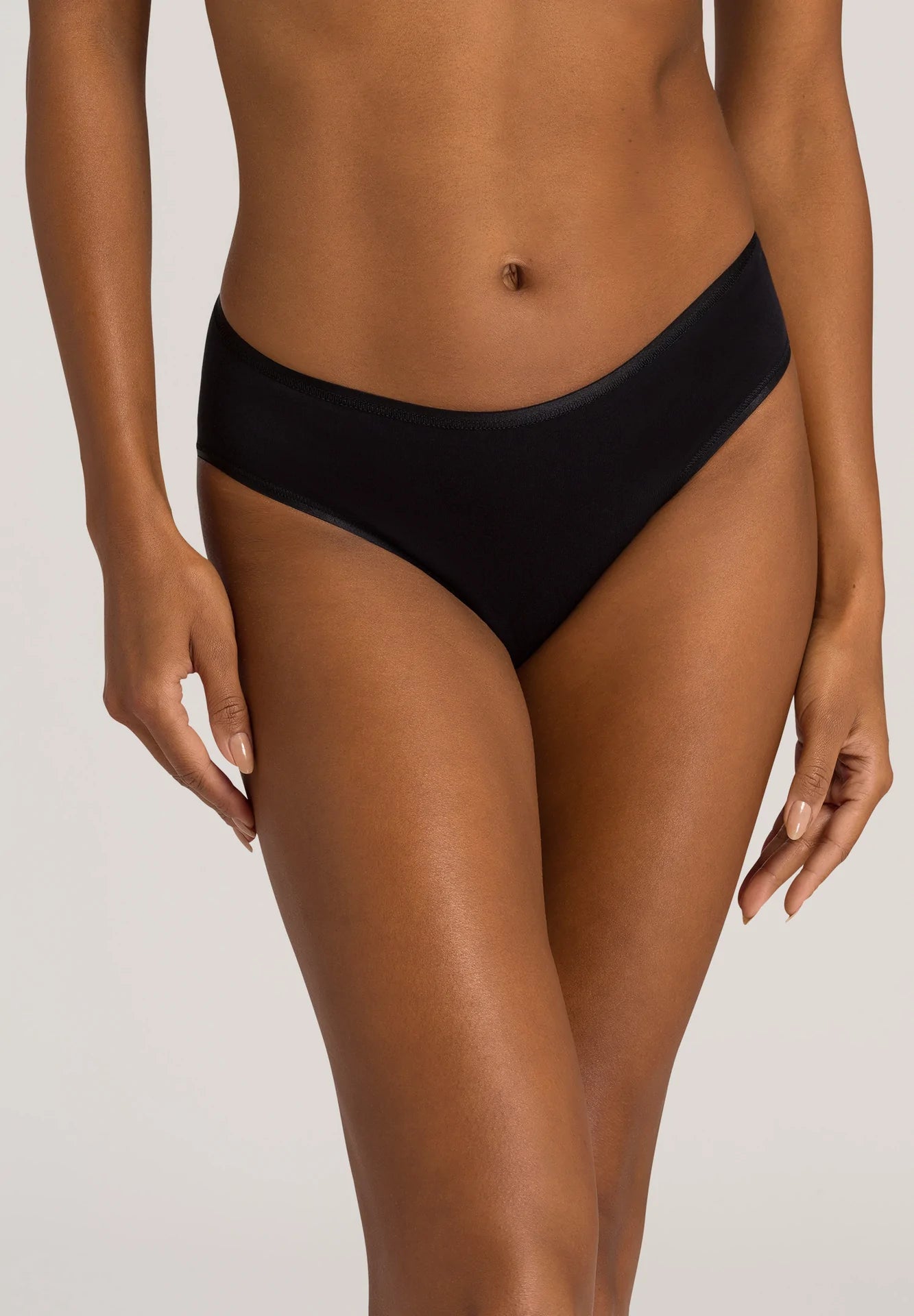 Hanro - Cotton Seamless Midi Brief | Basics