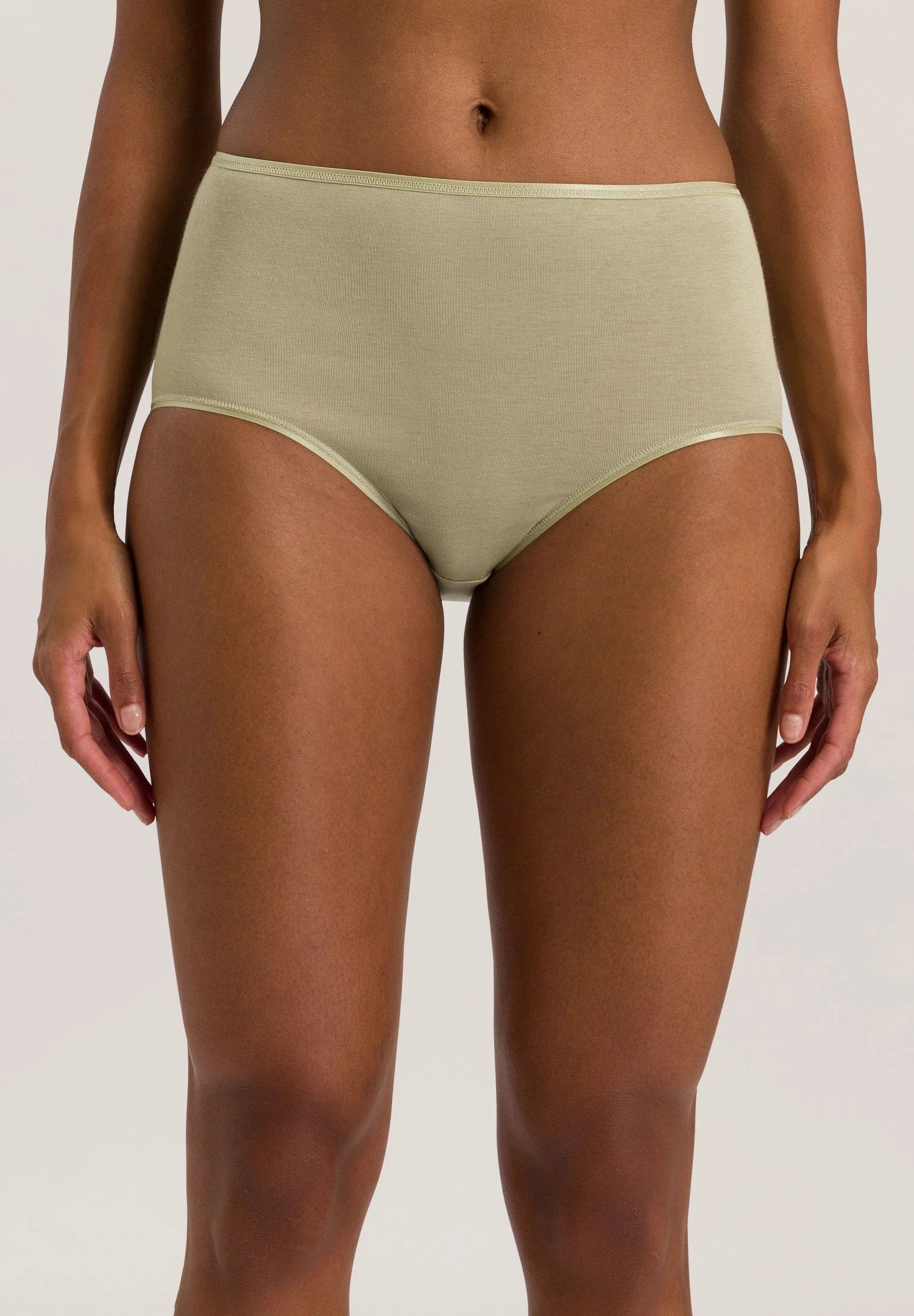 Hanro - Cotton Seamless Maxi Brief | Moss Green