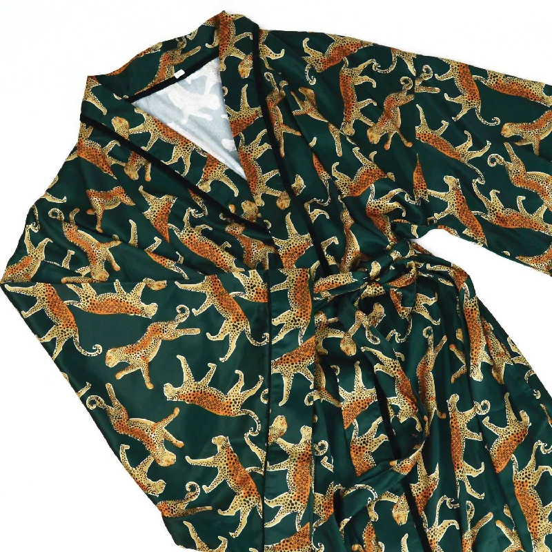 Women's long sleeve flannel pajamas warm winter comfort -Green Leopard Satin Robe