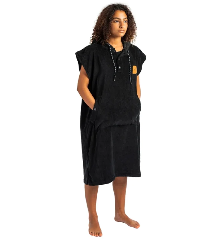 Are robe sets good to be used all year round -Slowtide The Digs Changing Poncho