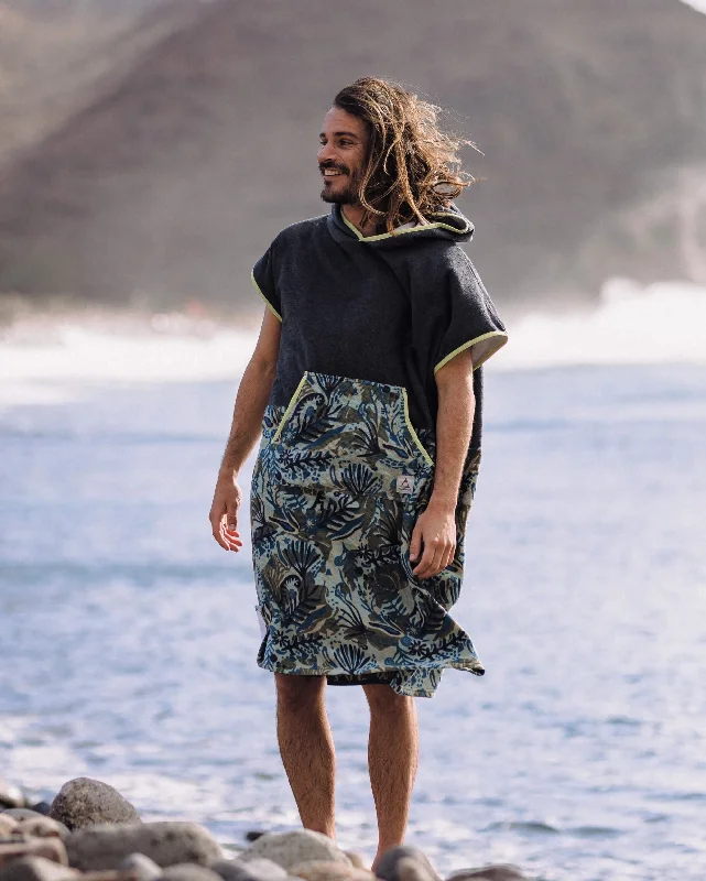 Are womens robe sets eco-friendly -Tulum Recycled Towel Poncho - Charcoal/Abstract Seaweed Are womens robe sets eco-friendly -Tulum Recycled Towel Poncho - Charcoal/Abstract Seaweed
