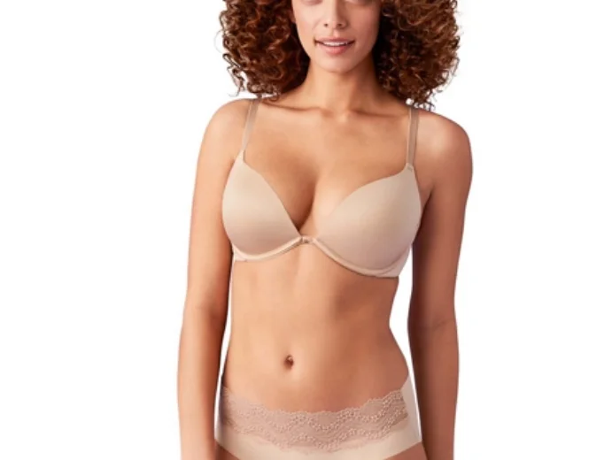 What is the difference between a plunge bra and a deep V bra? -B. TEMPT'D 958281 FUTURE FOUNDATION PUSH UP BRA What is the difference between a plunge bra and a deep V bra? -B. TEMPT'D 958281 FUTURE FOUNDATION PUSH UP BRA