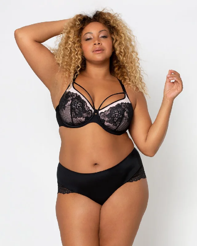 Which deep V bra provides the most support? -CURVY COUTURE 1267 TULIP STRAPPY LACE PUSH-UP BRA Which deep V bra provides the most support? -CURVY COUTURE 1267 TULIP STRAPPY LACE PUSH-UP BRA