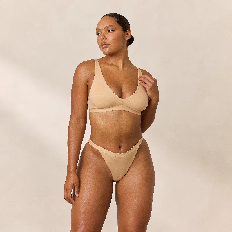 Deep V bras for asymmetrical breasts2Everyday Comfort Triangle Bra - Sand