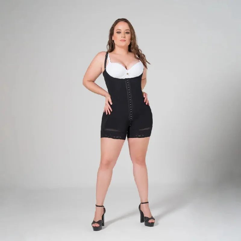Womens corset that hides belly fat -Extra short slimming body shaper.