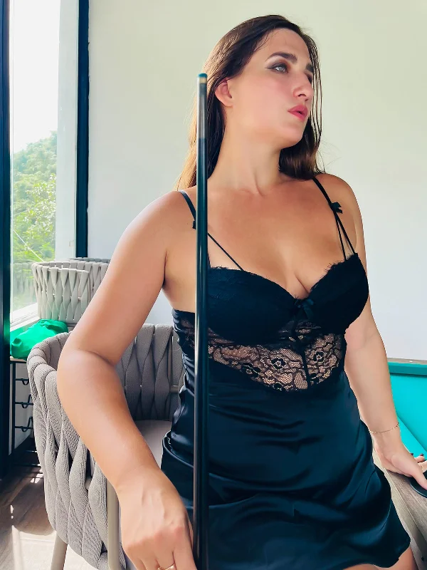 How To Style a Sexy Outfit -Avi Love Lace Satin Slip